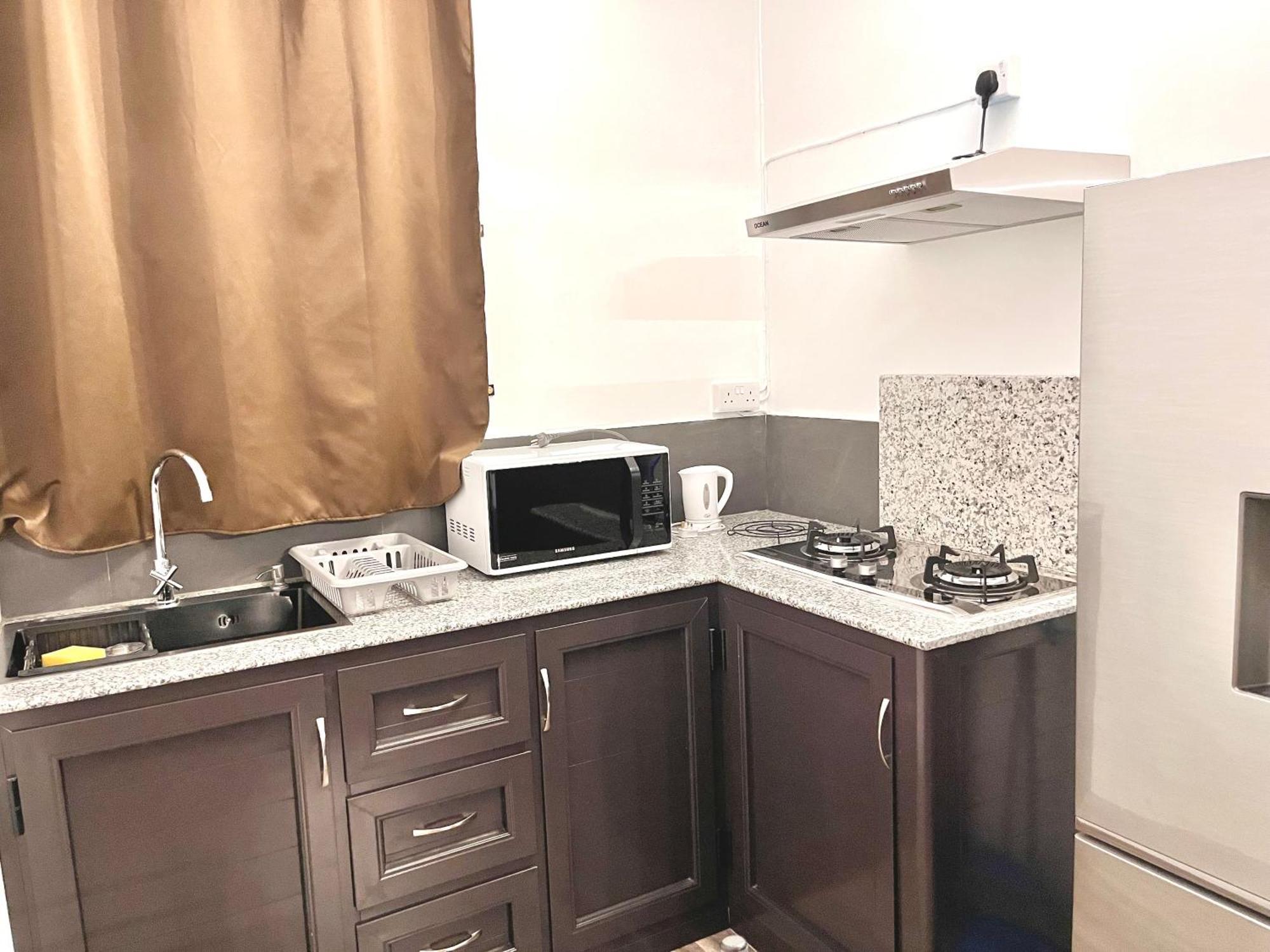 Ebony Apartment & Studio Ла-Голет Экстерьер фото